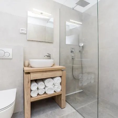 Apartment Fradama Blue By Adriaticluxuryvillas *