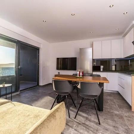 Apartment Fradama Blue By Adriaticluxuryvillas *
