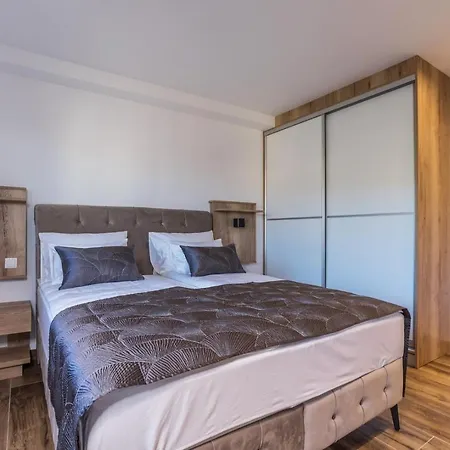 Fradama Blue By Adriaticluxuryvillas