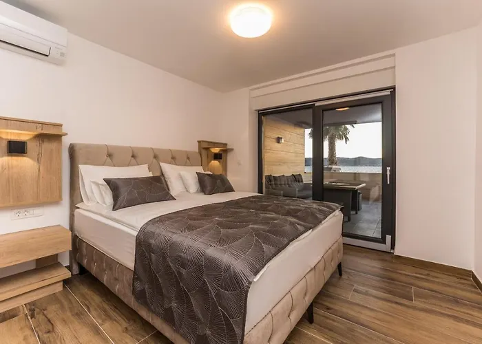 Apartment Fradama Blue By Adriaticluxuryvillas