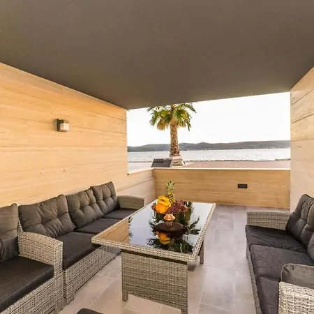 Fradama Blue Apartment