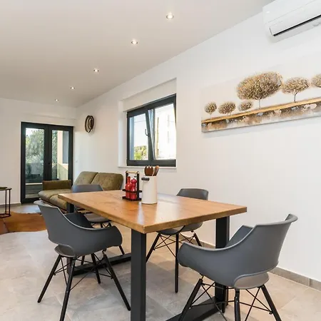 Fradama Blue By Adriaticluxuryvillas