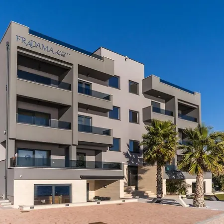 Fradama Blue Apartment