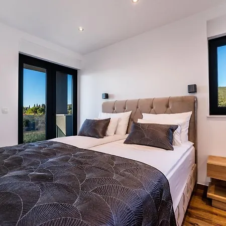 Fradama Blue By Adriaticluxuryvillas