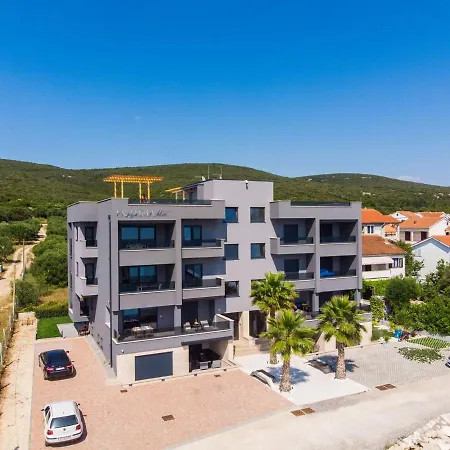 Fradama Blue Apartment