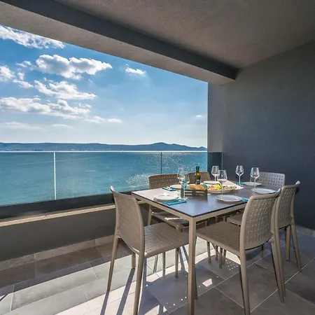 Fradama Blue Apartment